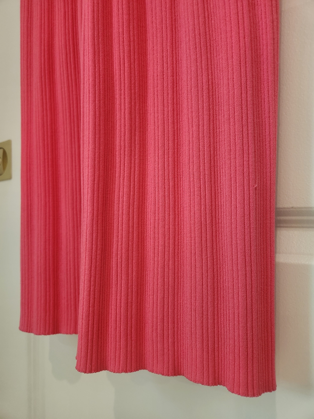 FRAME Pink Ribbed Sleeveless Maxi Dress With Side Slit - Picture 9 of 11